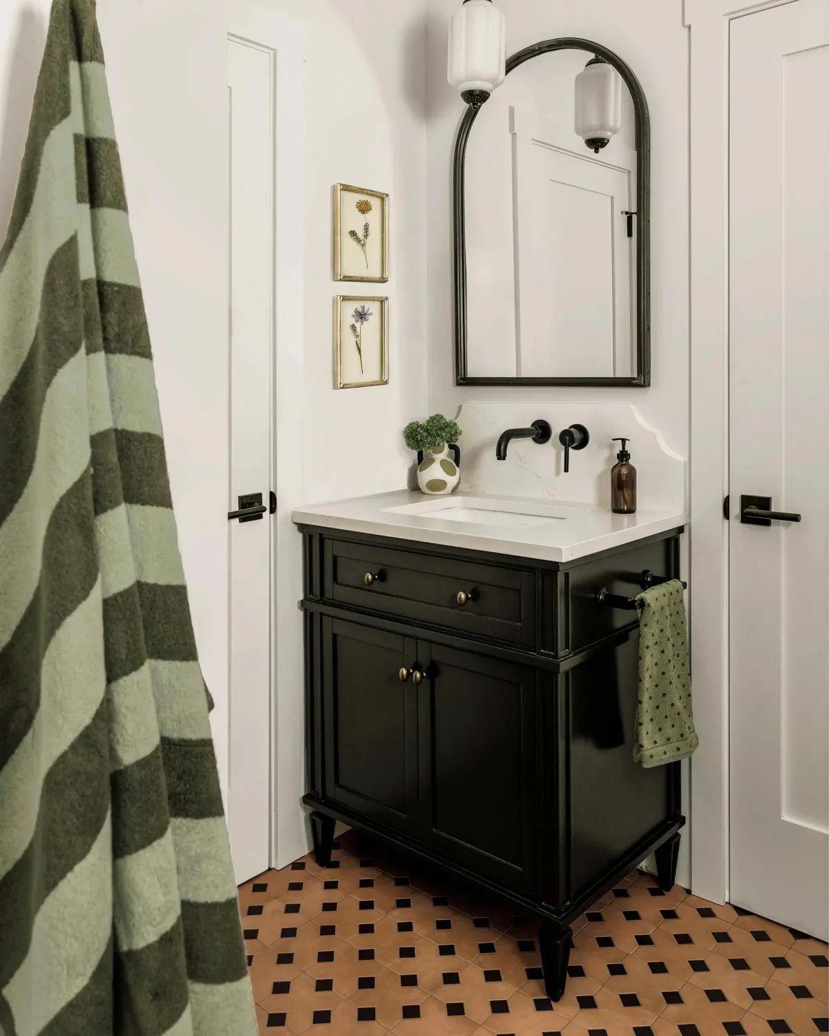 Mid-Century Baths — gallery image 2