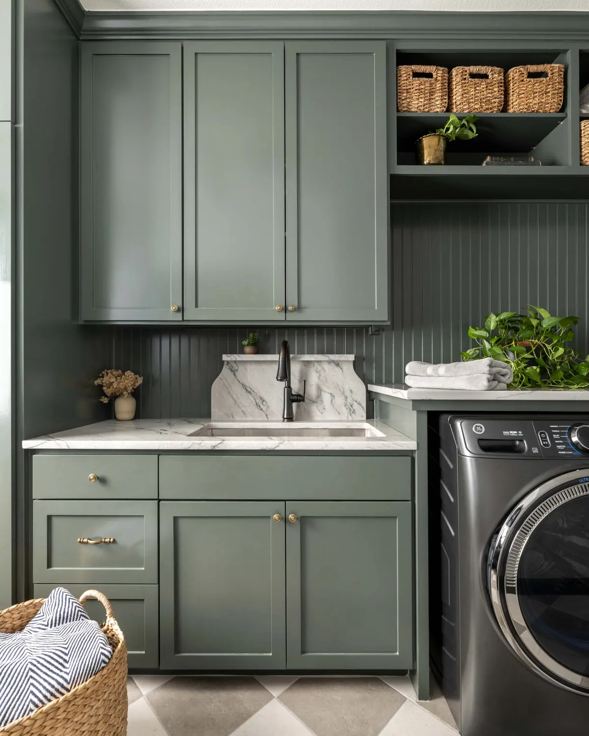 Classic White Kitchen — gallery image 3